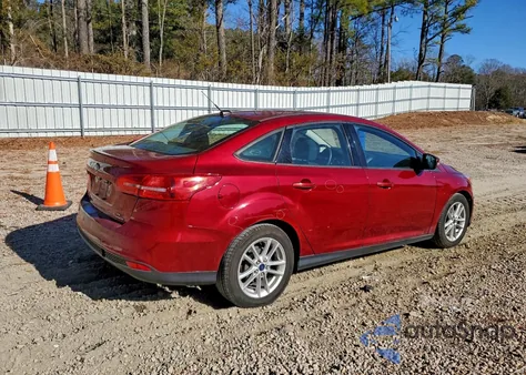 2016 Ford Focus Se z USA, uszkodzony, nr VIN 1FADP3F21GL263653